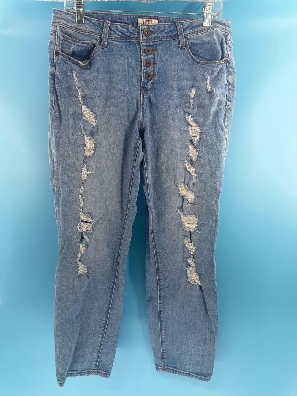 LEI Distressed Light Blue Women’s Jeans